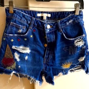 Short jean Zara. New condition